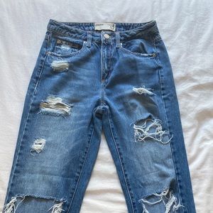 💥SOLD💥 Ripped ⚡️Garage⚡️ jeans size 3